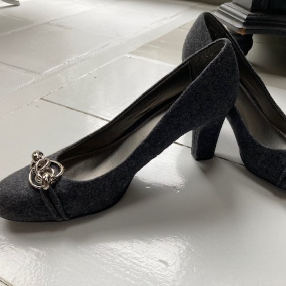 Super Cute Gray Flannel Shoe for Fall- Winter